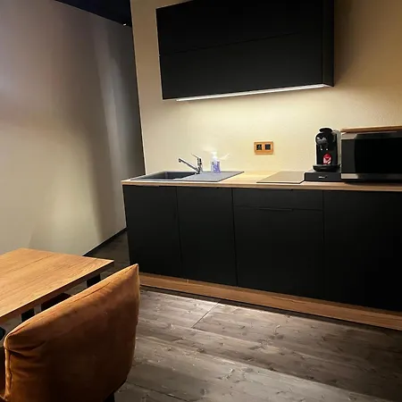 Olivine 12 Lodge